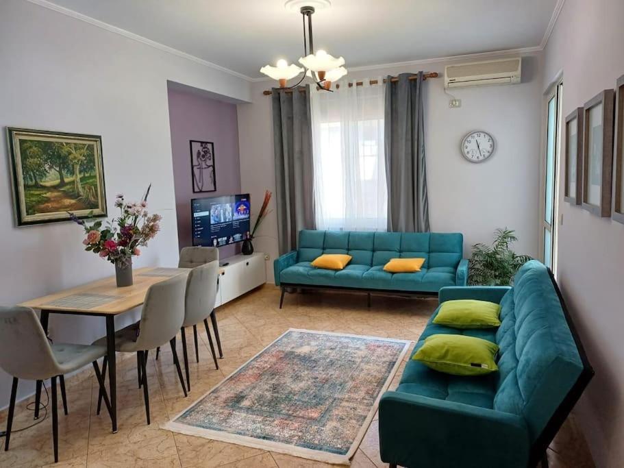 Argen New Bazaar Apartament Tirana